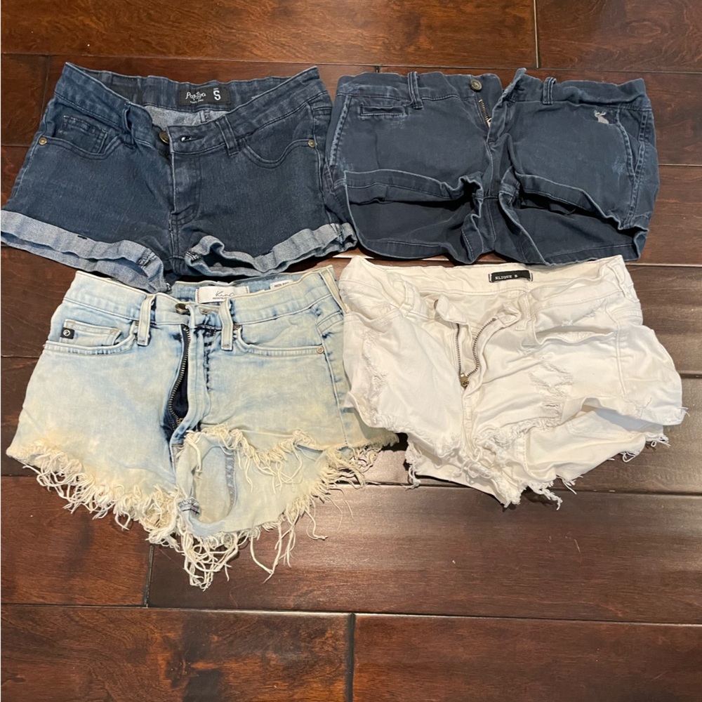 Various Shorts Bundle - Small 00 and size 3